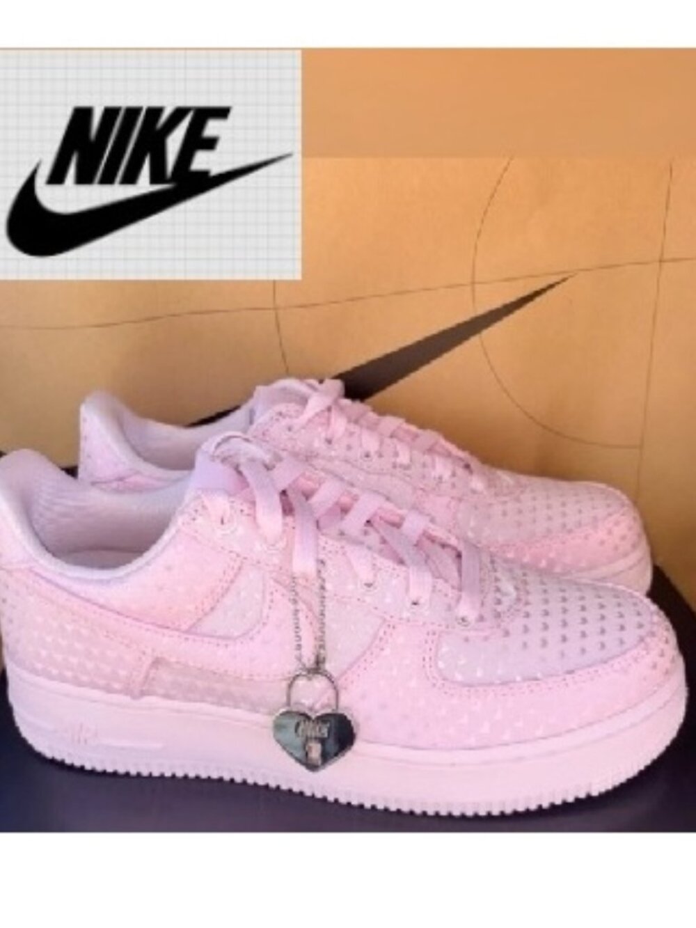 New in Box $250 Nike Air Force 1 Pink '07 low rise iq9965 001 rare collectible